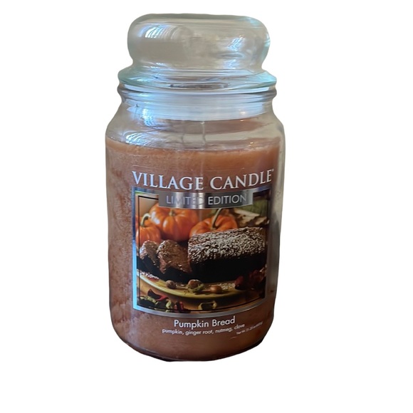 Village Candle Scented Fall Fragrance  Pumpkin Bread HTF New Limited Edition - Picture 1 of 1